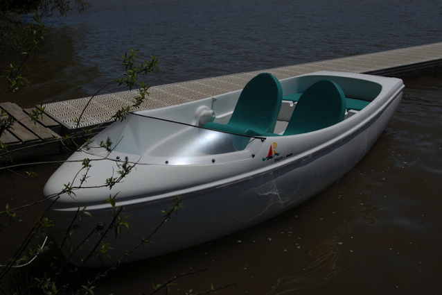 Two seater electric boat