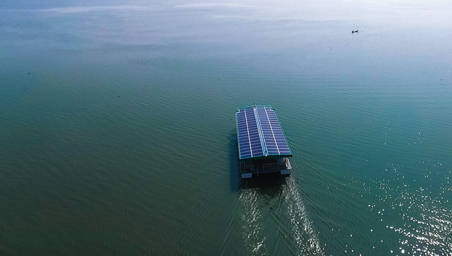 Solar Electric ferry by Navaltboats