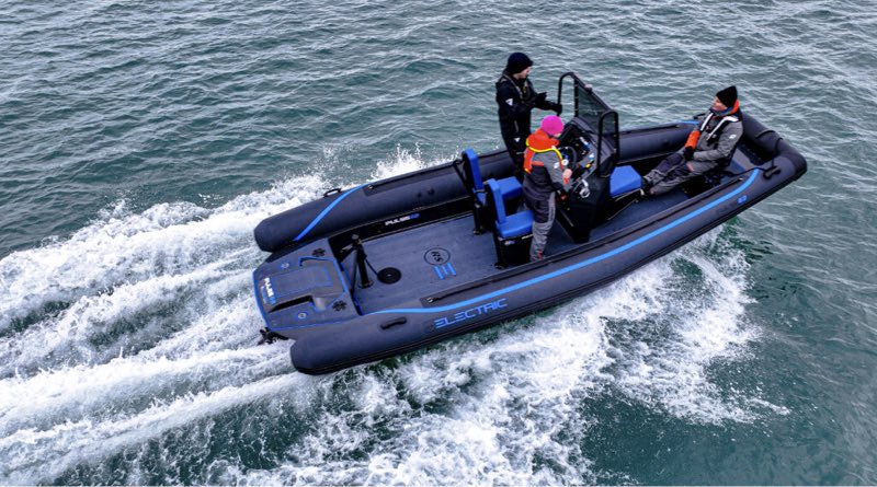 RS Electric Boats Pulse 63 seen from the top