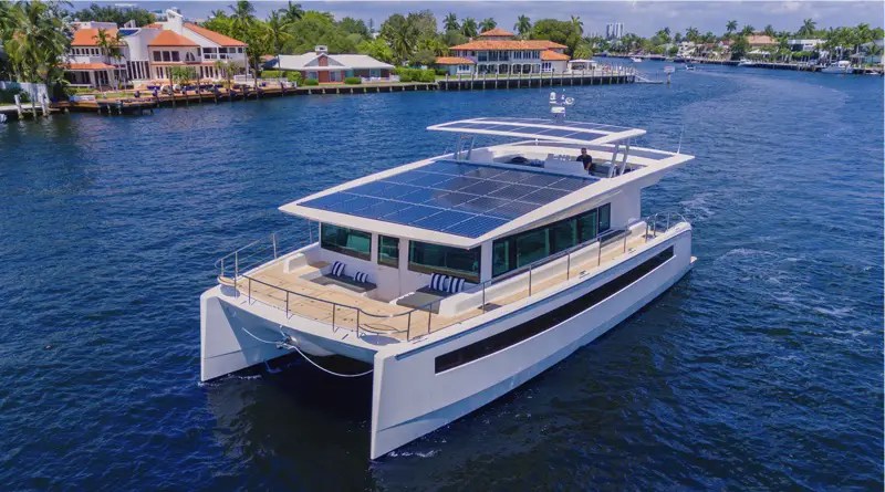 Silent Yachts 60 in Fort Laudertale Intracoastal waterway